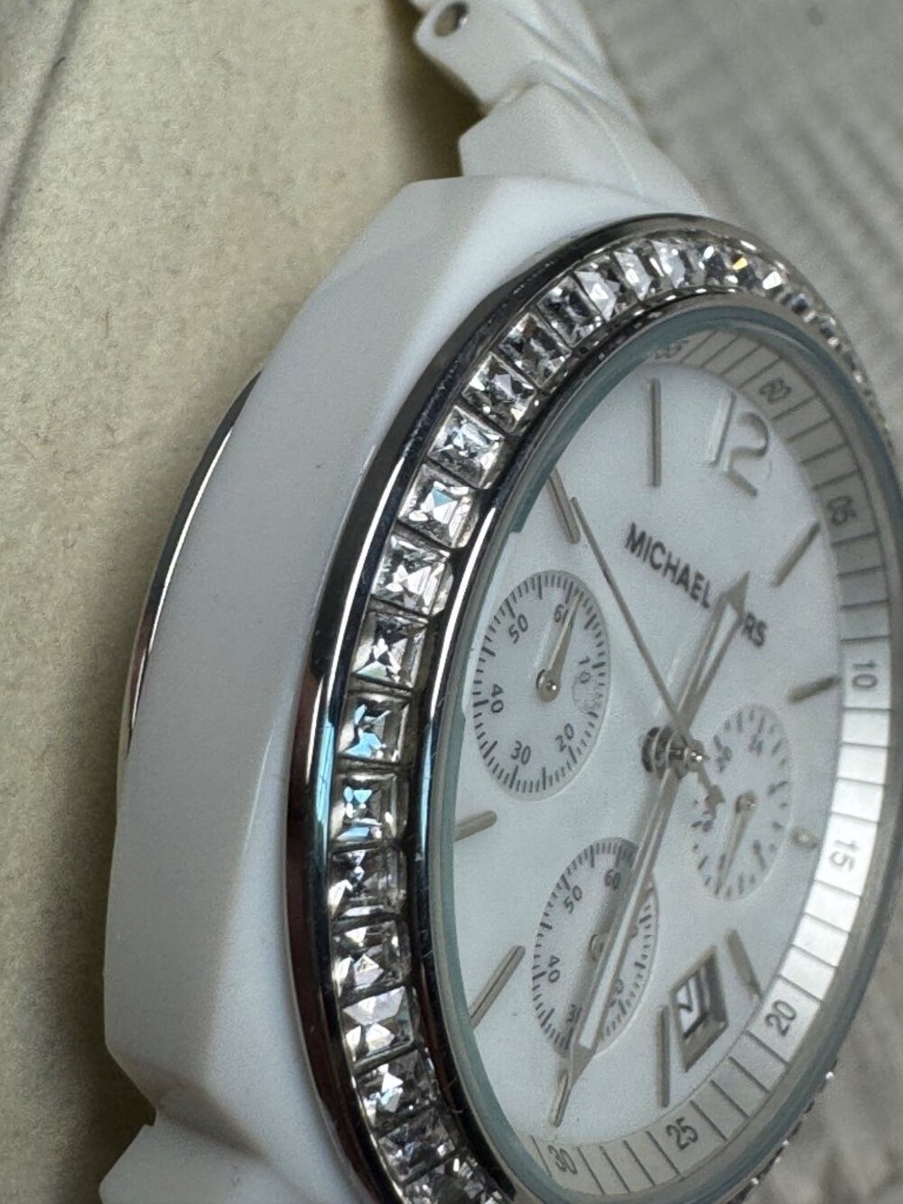 Michael Kors MK5079 Womens White Acrylic Band Watch MOP & Crystal Embellished - Picture 11 of 12
